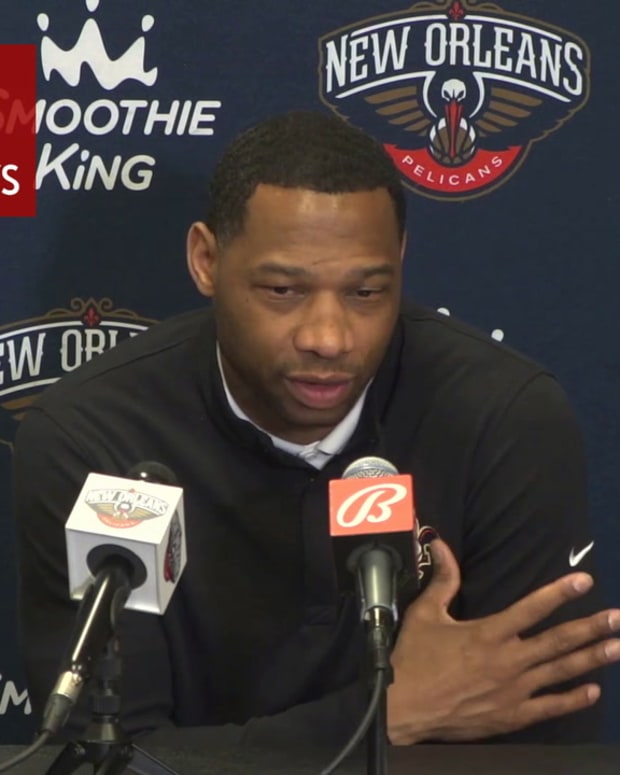 PELICANS FALL TO MAVERICKS -  POSTGAME INTERVIEWS WITH GREEN AND NANCE